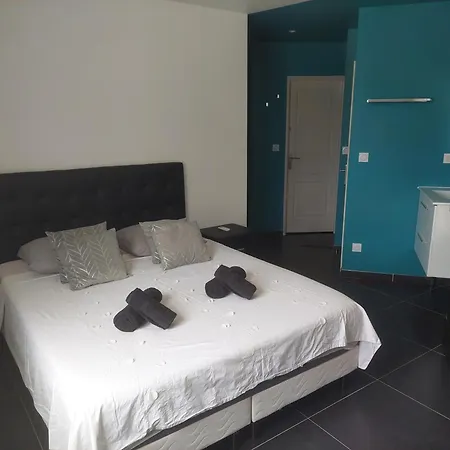 6 Personnes Piscine Chauffée Villa Saint-Aunes