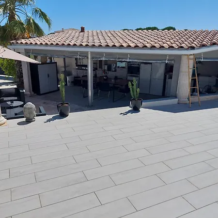 6 Personnes Piscine Chauffee