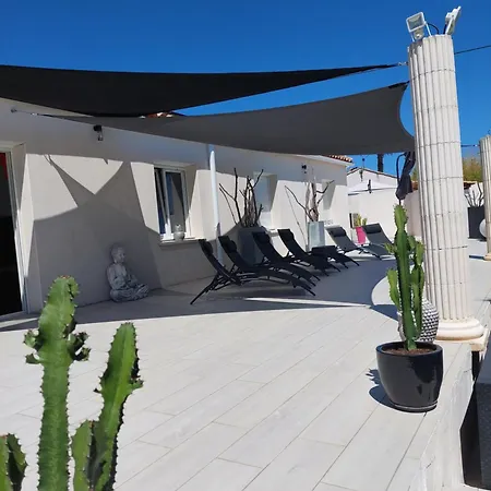 6 Personnes Piscine Chauffée Saint-Aunes